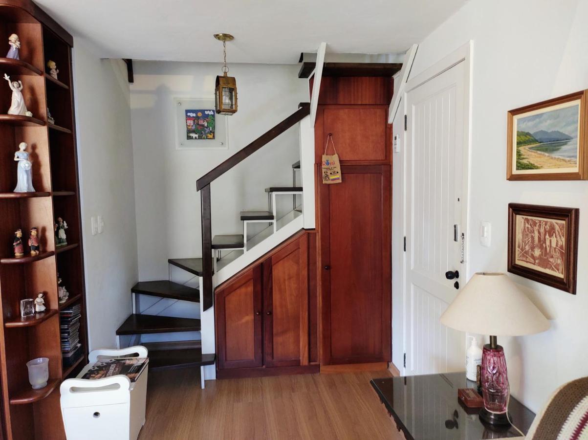 Agradável Apt 2Quartos para família próx ao Lago Negro - 4 min do centro- com churrasqueira Gramado Exterior foto